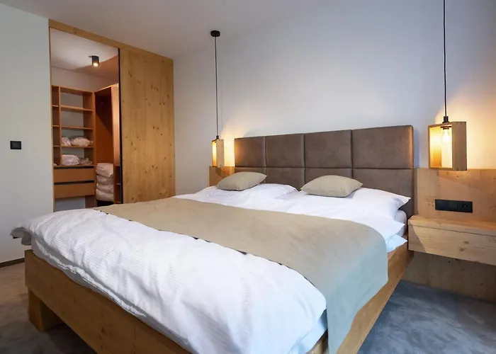 Apartmán Nipur Sk-apartmán Ovruč, *